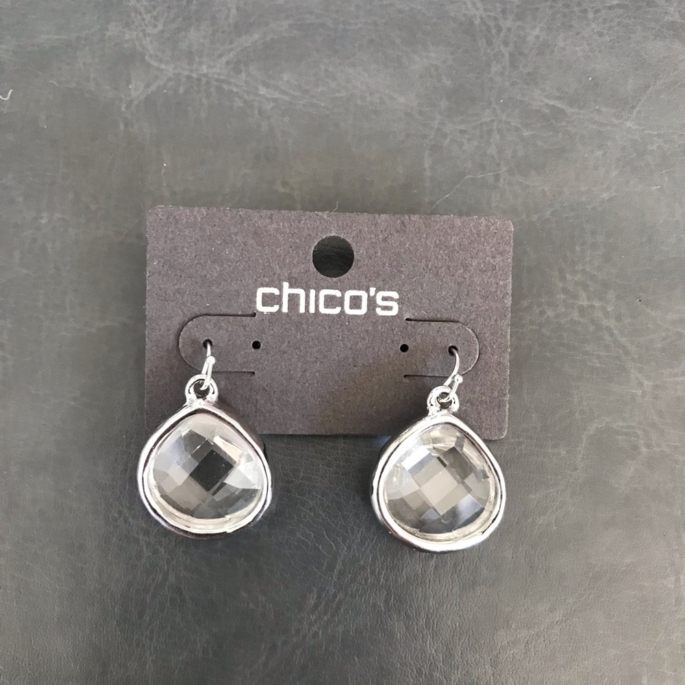 Chico’s Earrigs NWT, platinum finish w/ crystal